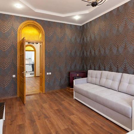 Leogrand Apartments Panteleimona Kulisha 27 리비프 외부 사진