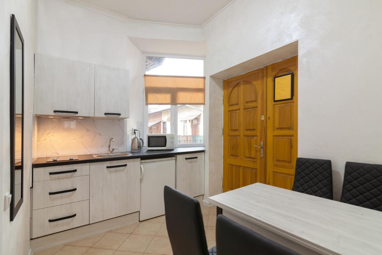 Leogrand Apartments Panteleimona Kulisha 27 리비프 외부 사진
