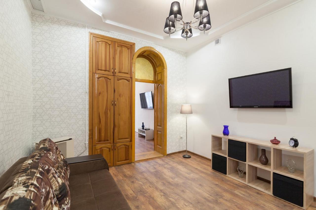 Leogrand Apartments Panteleimona Kulisha 27 리비프 외부 사진