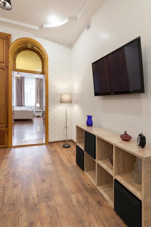 Leogrand Apartments Panteleimona Kulisha 27 리비프 외부 사진
